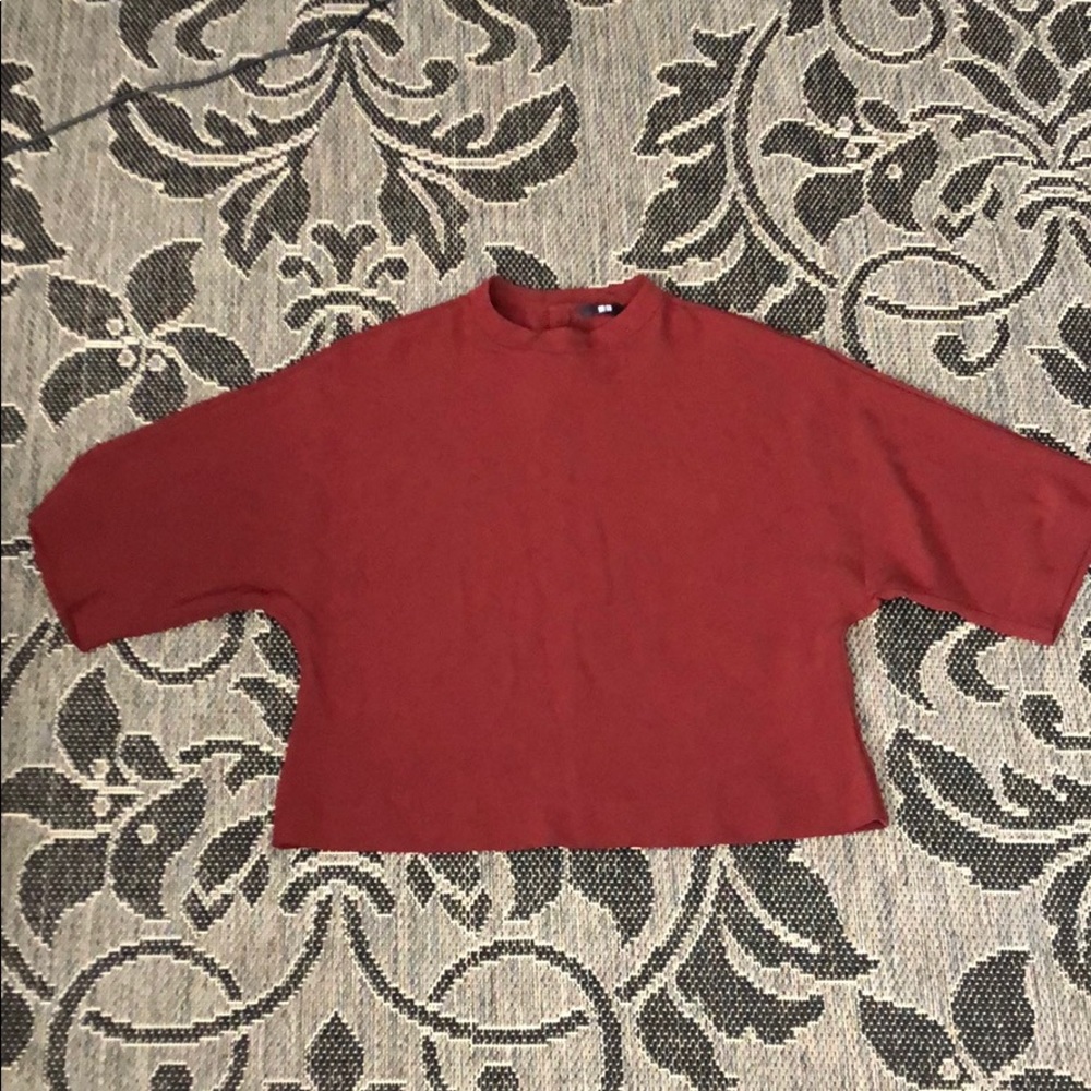 Loose fitting top